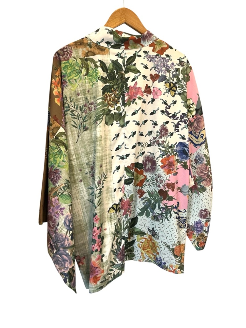 Cost Plus World Market Floral Kimono in Pink, Green & Cream - Picture 2 of 3